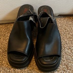 Harley Davidson Peep-toe shoes